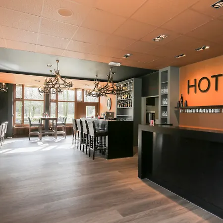 埃尔贝克兰德格德胡伊斯弗莱彻酒店 酒店