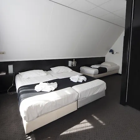 埃尔贝克兰德格德胡伊斯弗莱彻酒店 酒店